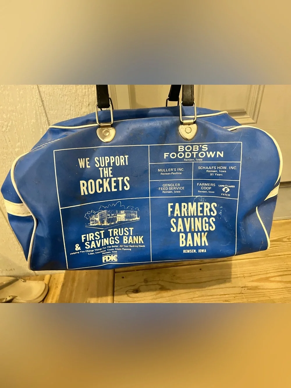 Vintage Remsen-Union Rockets School Iowa Blue Vinyl Bowling Bag